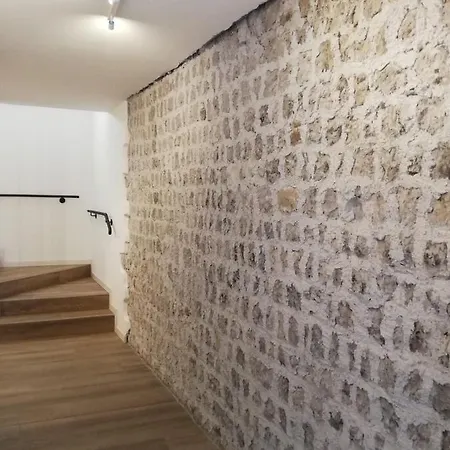 Al Luogo Del Giulio